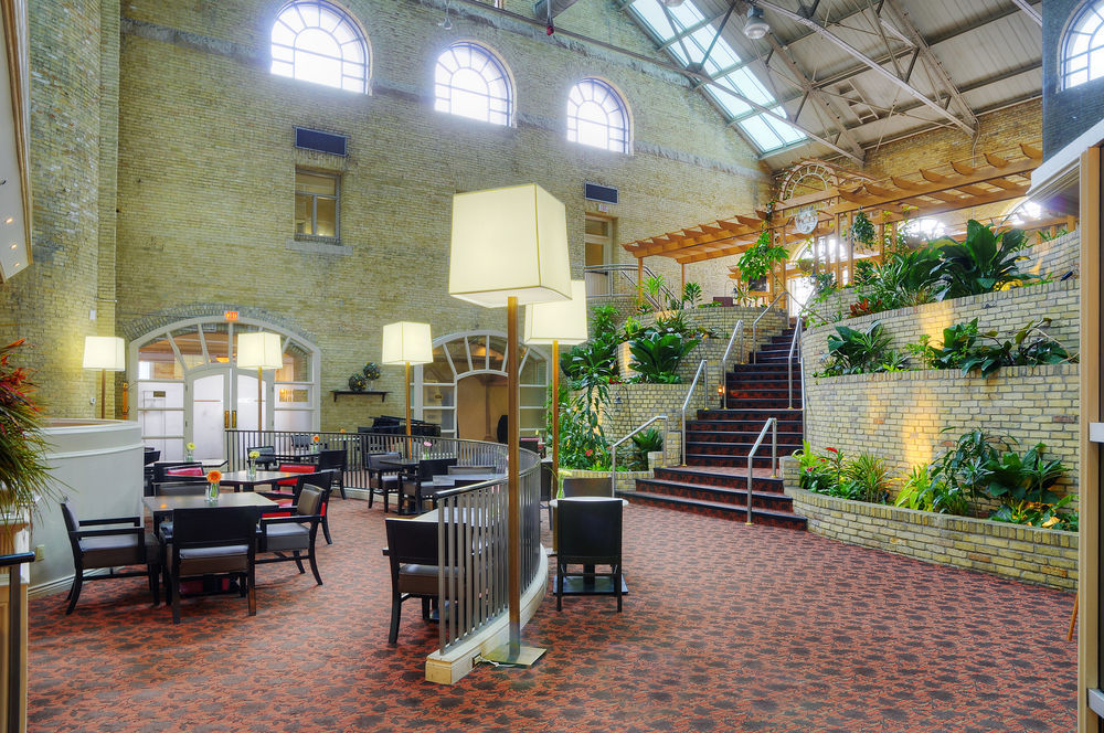 Delta Hotels By Marriott London Armouries Bagian luar foto