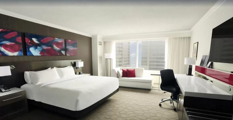 Delta Hotels By Marriott London Armouries Bagian luar foto